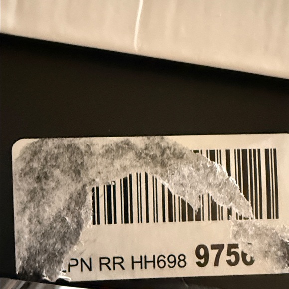 FSJ Black Patent Leather Pointy Toe Heels - Picture 4 of 4